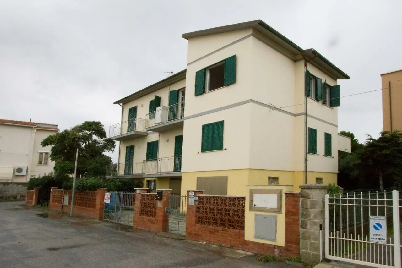 Casa Sul Mare Vada Apartment Italy